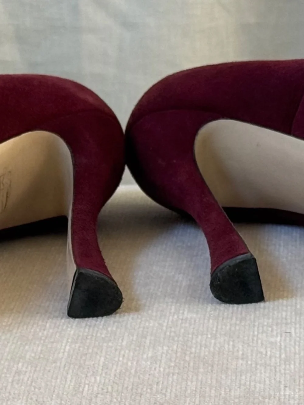 Miu Miu Burgundy Suede Platform Pumps Sculptural Heels 37.5
